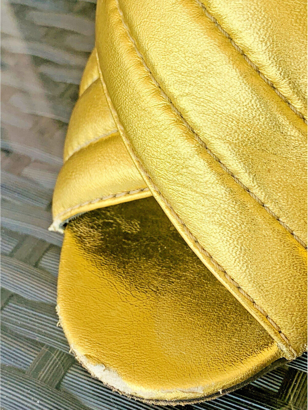 Authentic Gucci Webby Gold Metallic Quilted Leather Mules Slide Sandals 38.5 - Picture 5 of 15